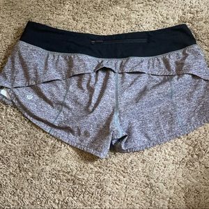 Lululemon Shorts 🦋✨ size 6